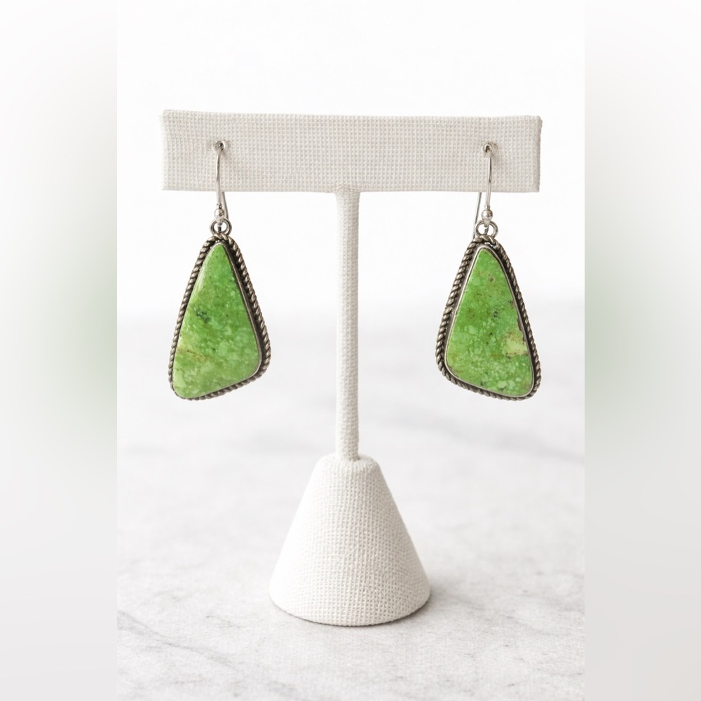 Vintage Sterling Silver Green Turquoise Dangle Earrings Rope Edge